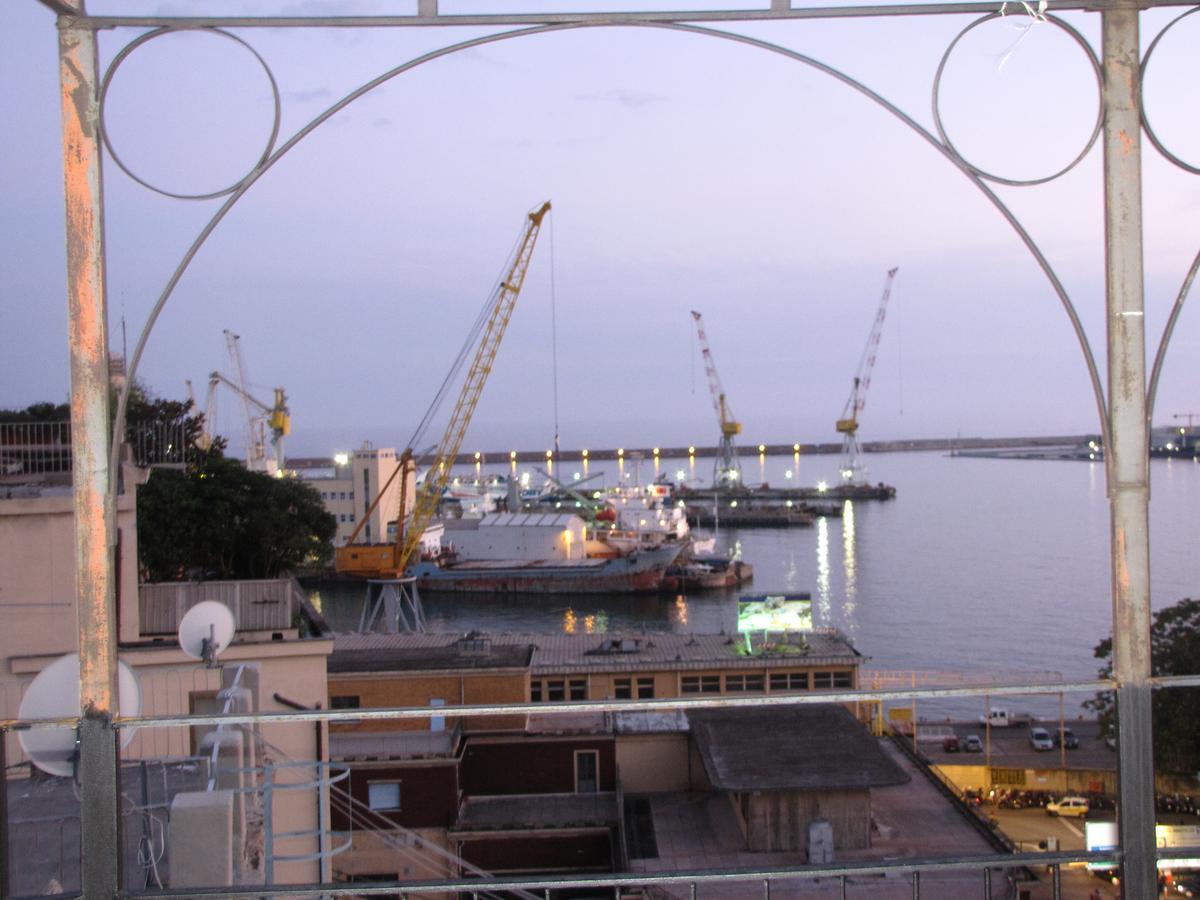 aquarium rooms Genua Exterior foto